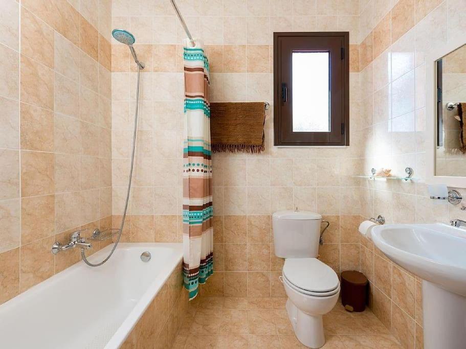 Villa Pefki Villa